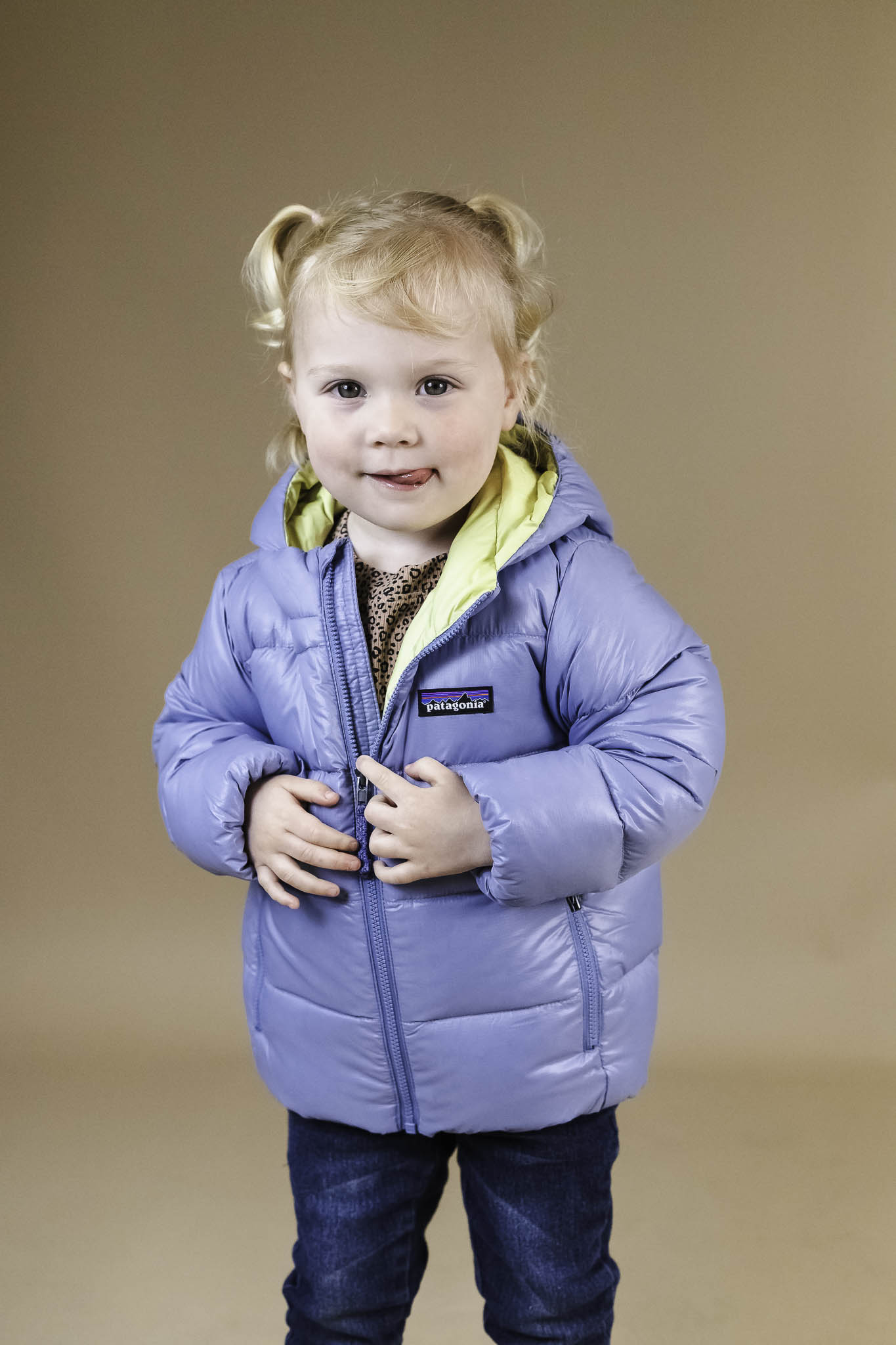 Barnacle Blue Down Sweater (Girl) – Bowfish Kids