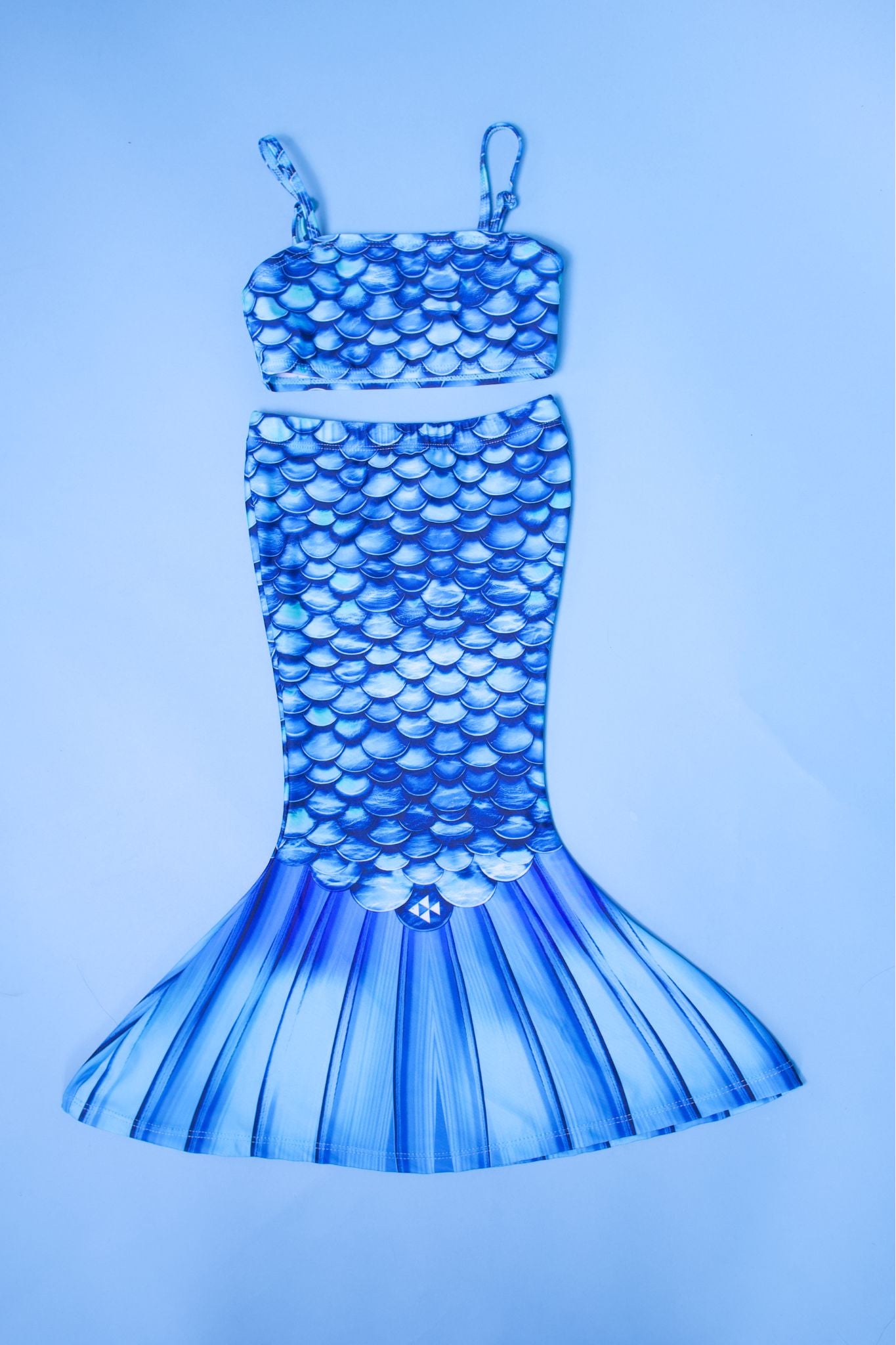 UPF 50+ Blue Mermaid Walkable Tail Set 7/8 UPF 50+ Blue Mermaid Walkable Tail Set 7/8