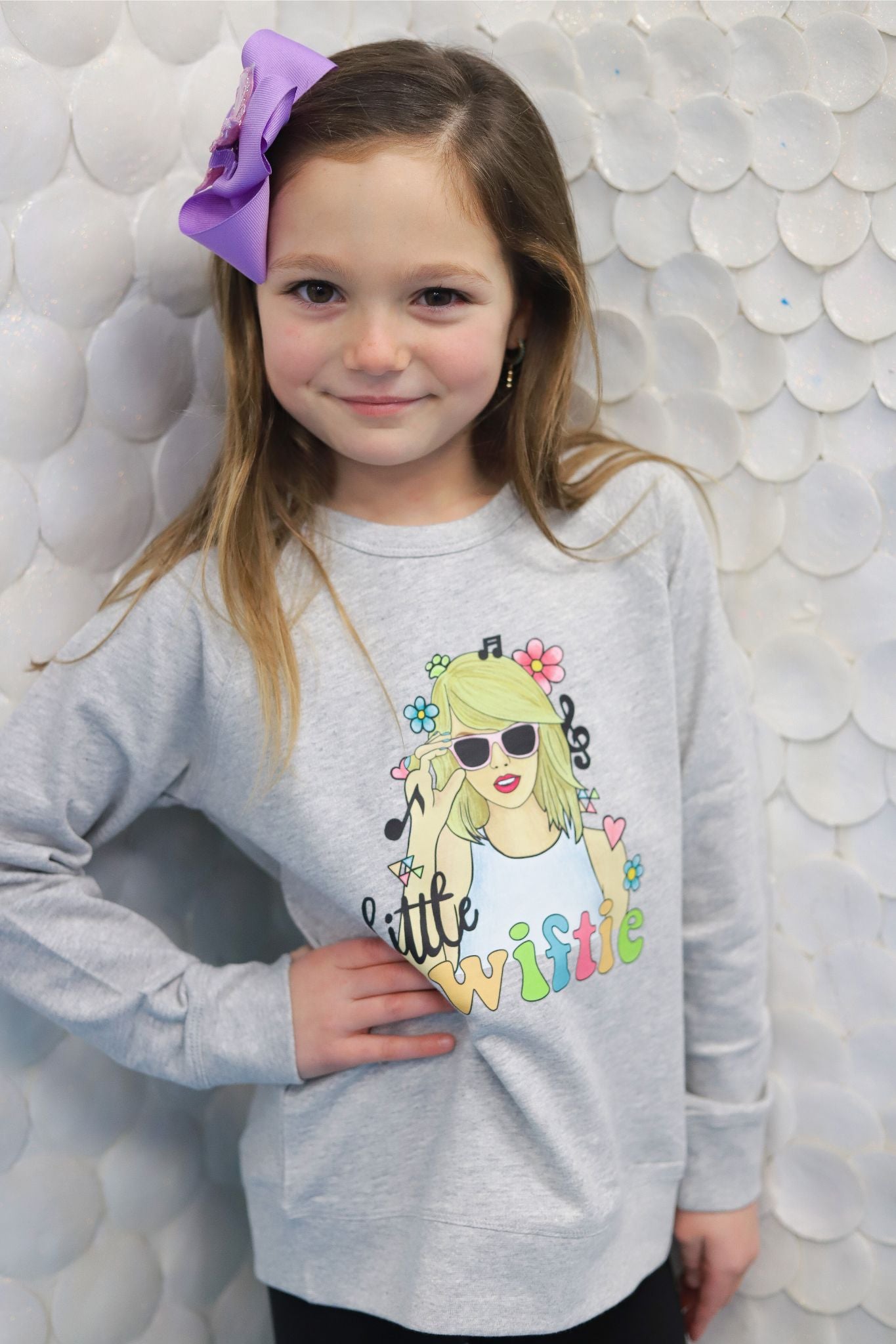 Bowfish Kids Organic Little Swiftie Grey Pullover